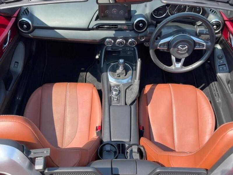 ROADSTER