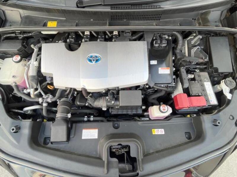 PRIUS PHV