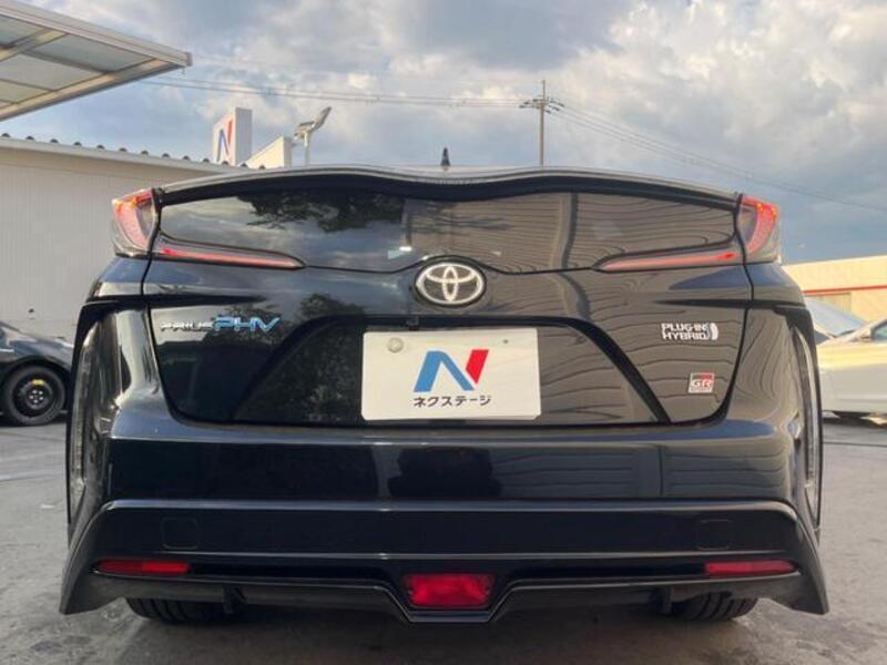 PRIUS PHV