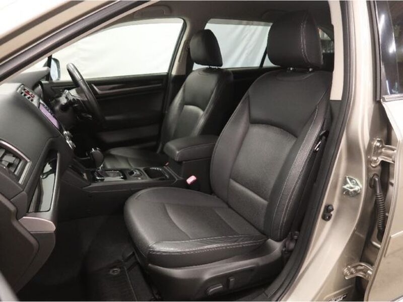LEGACY OUTBACK