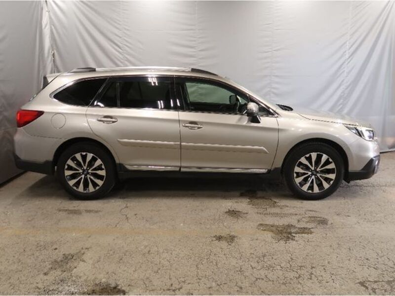 LEGACY OUTBACK
