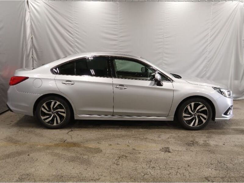 LEGACY B4