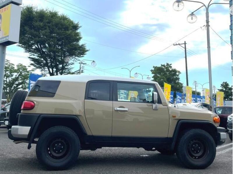 FJ CRUISER