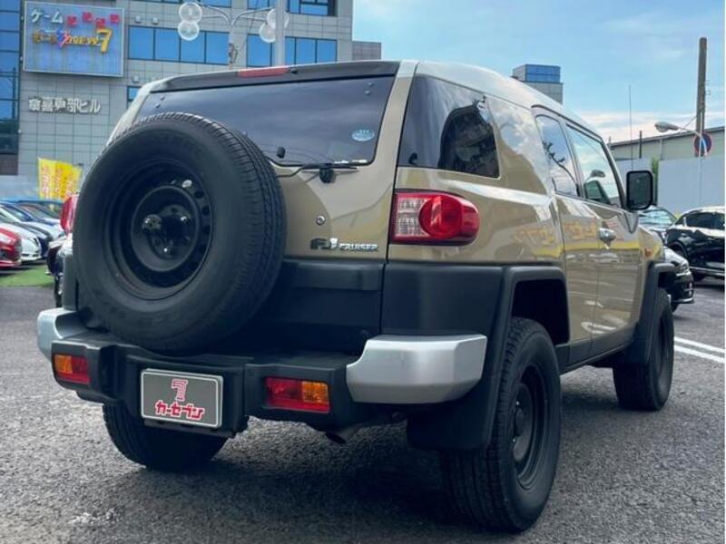 FJ CRUISER