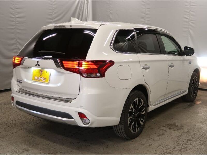 OUTLANDER PHEV