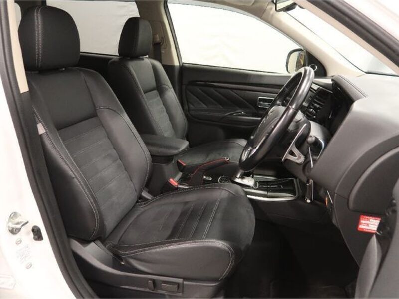 OUTLANDER PHEV