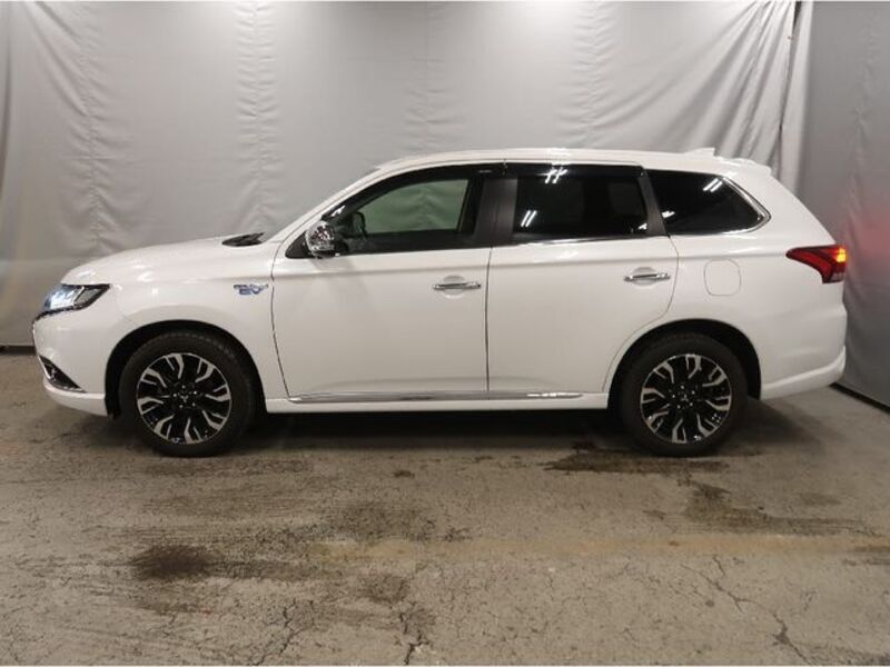 OUTLANDER PHEV