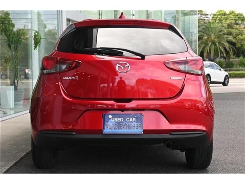 MAZDA2