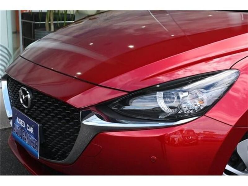 MAZDA2