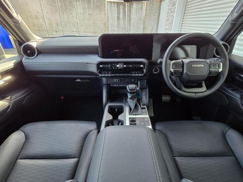 LAND CRUISER 250