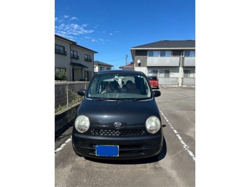 DAIHATSU MOVE LATTE