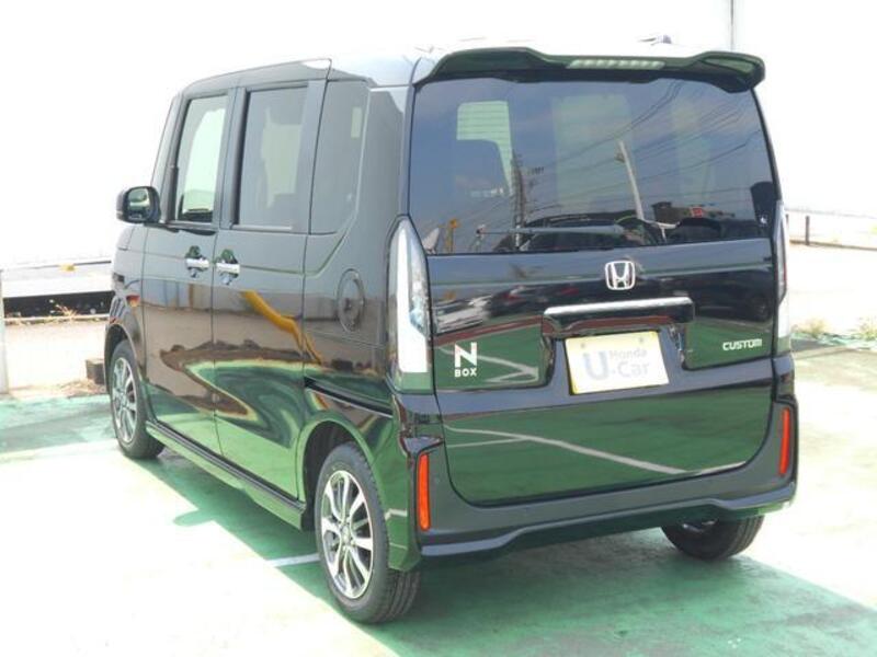N BOX CUSTOM