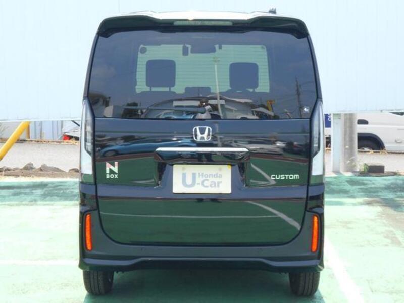 N BOX CUSTOM