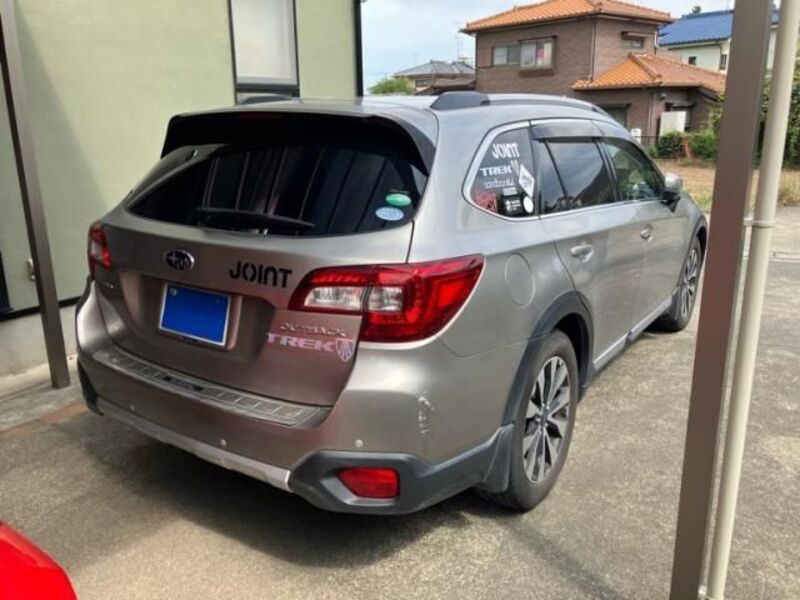 LEGACY OUTBACK