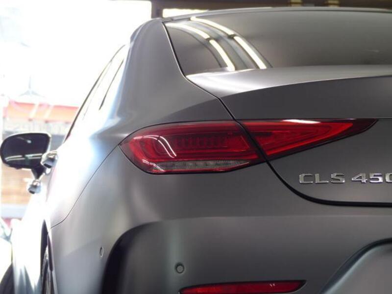 CLS-CLASS