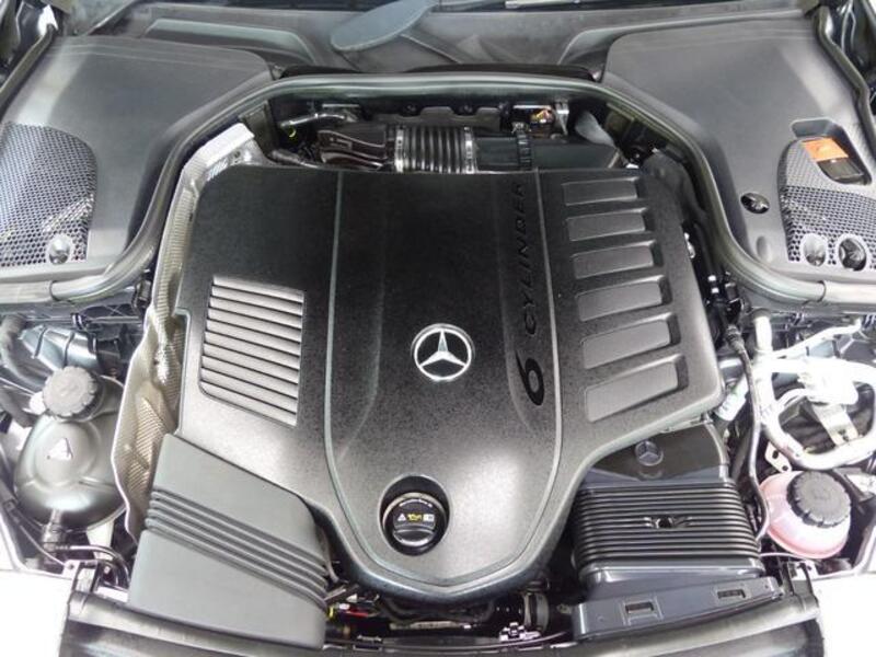 CLS-CLASS