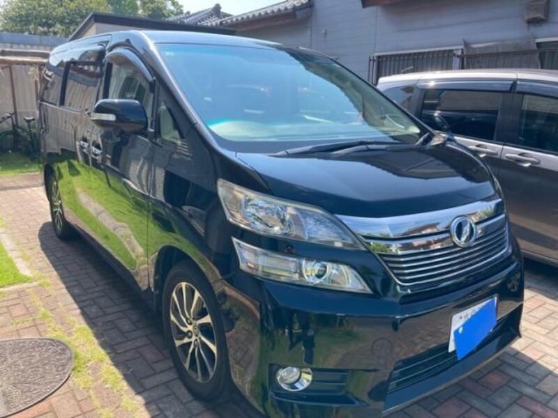 TOYOTA VELLFIRE