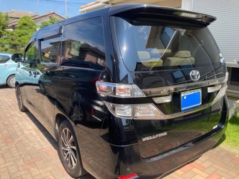 VELLFIRE
