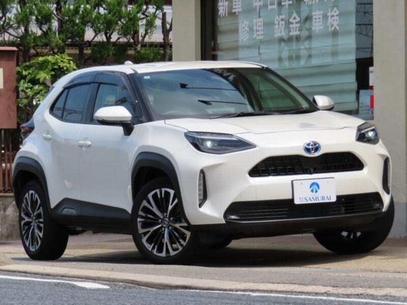 TOYOTA YARIS CROSS