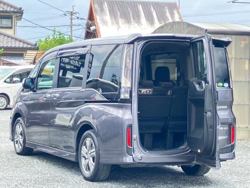STEPWAGON SPADA