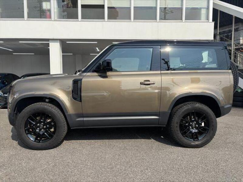 DEFENDER