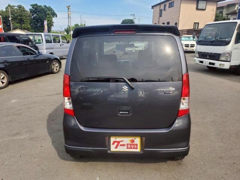 WAGON R