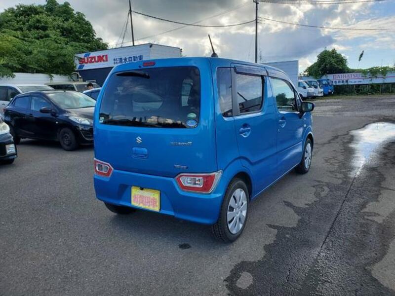 WAGON R