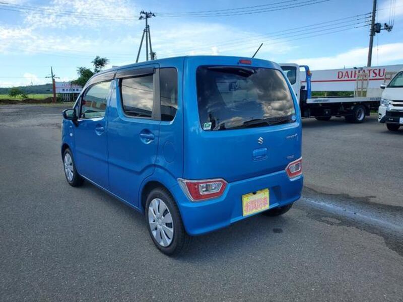 WAGON R