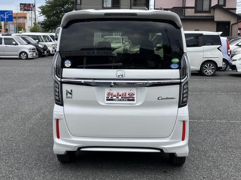 N BOX CUSTOM