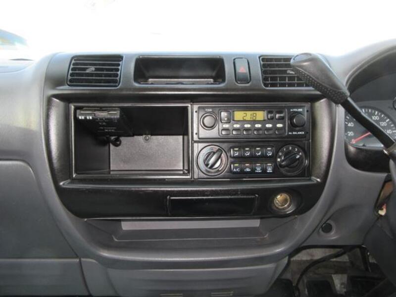 BONGO VAN
