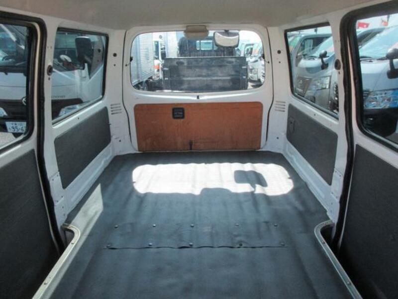 BONGO VAN