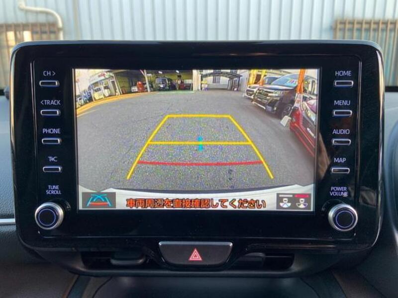 YARIS CROSS