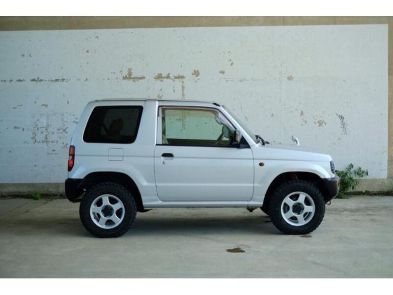 PAJERO MINI