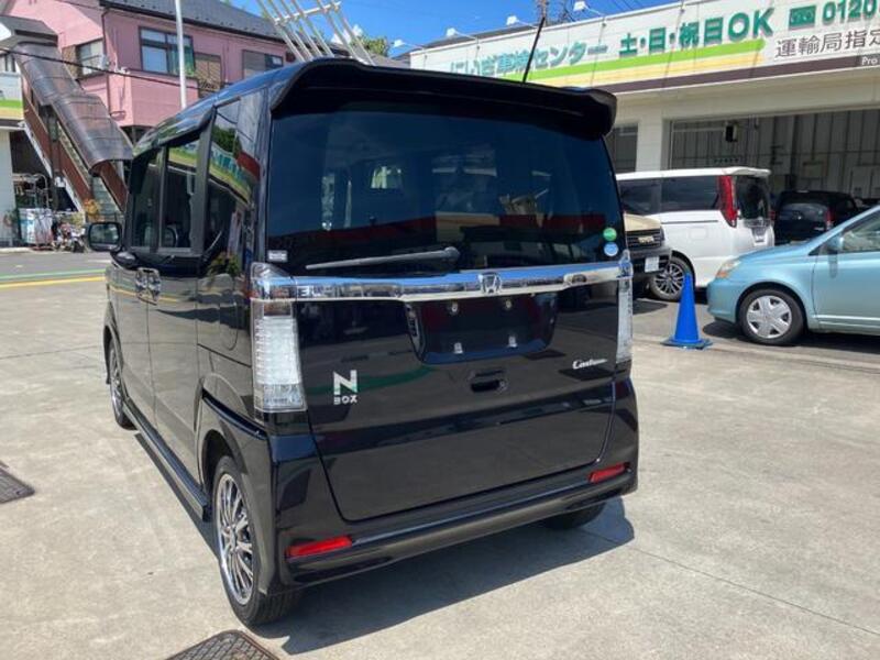 N BOX CUSTOM