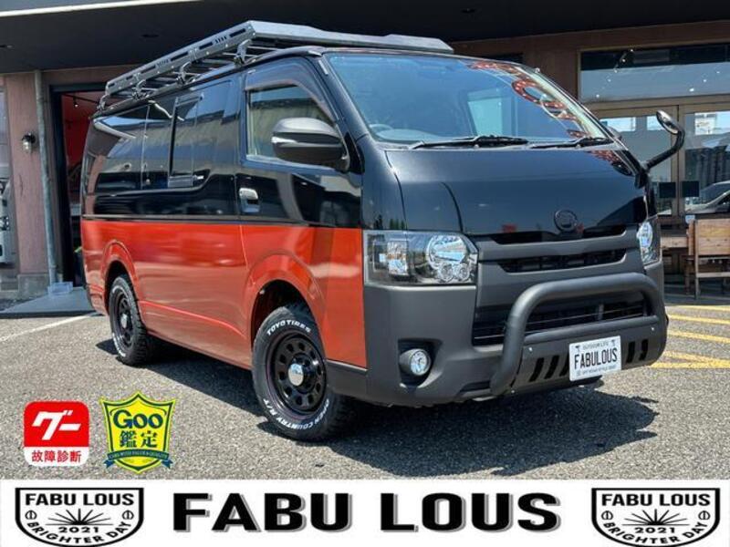 TOYOTA HIACE VAN