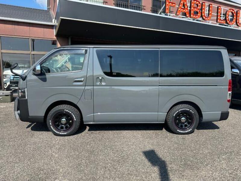 HIACE VAN