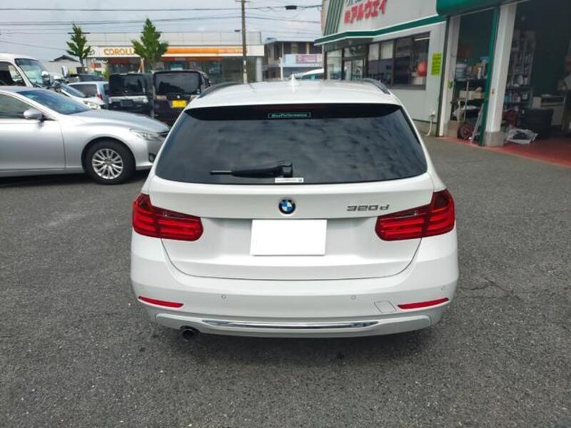 3 SERIES