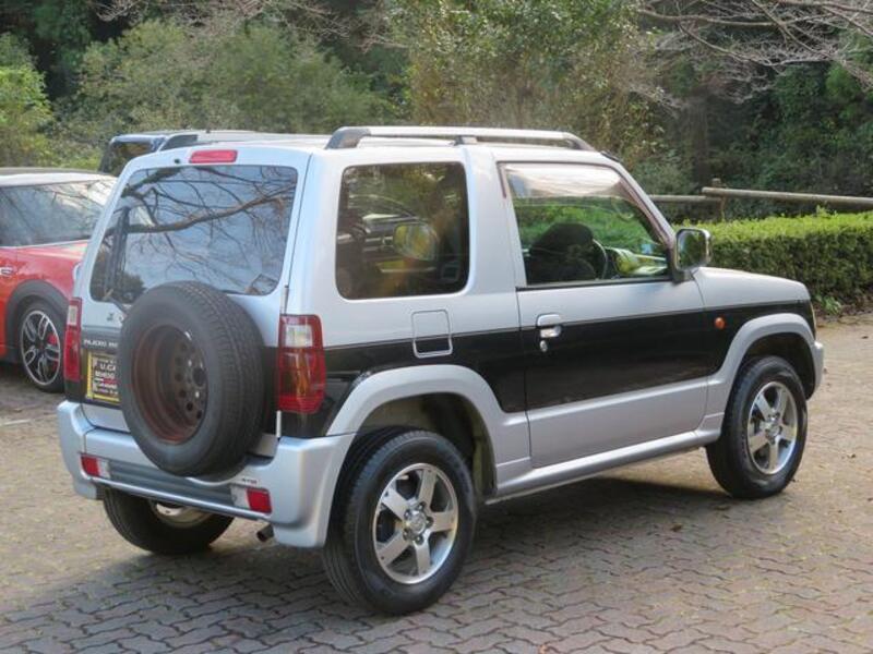 PAJERO MINI