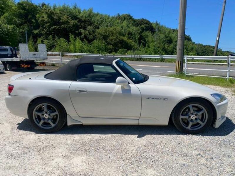 S2000