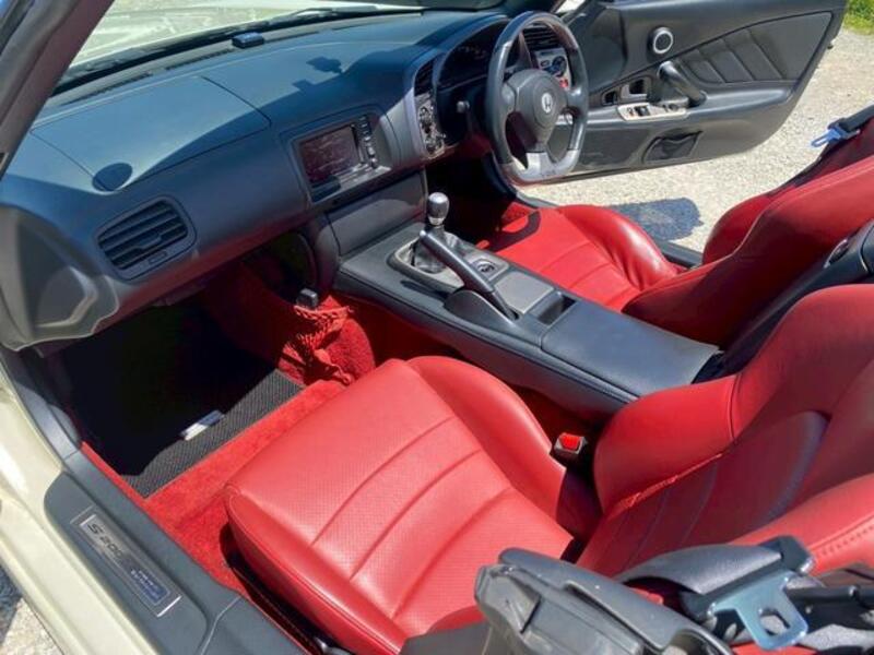 S2000