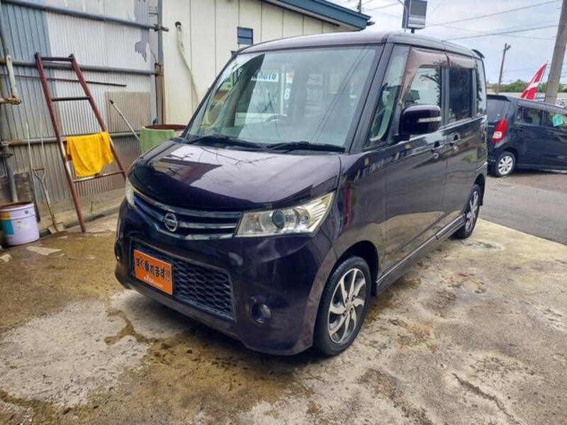 NISSAN ROOX