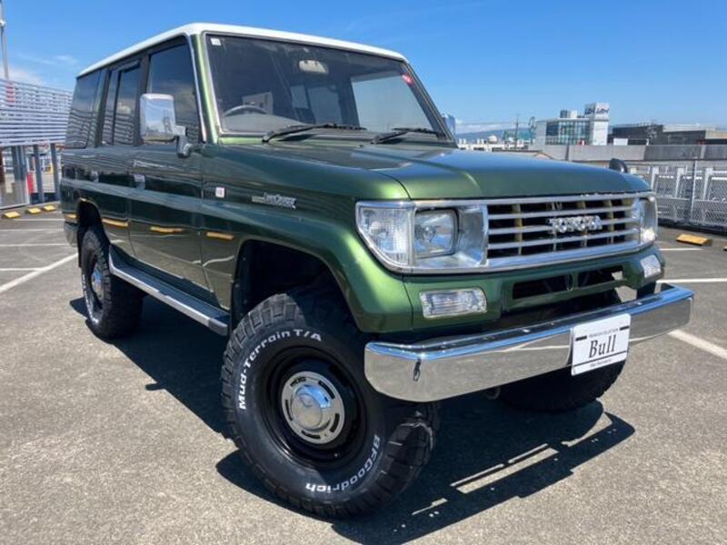 TOYOTA LAND CRUISER PRADO