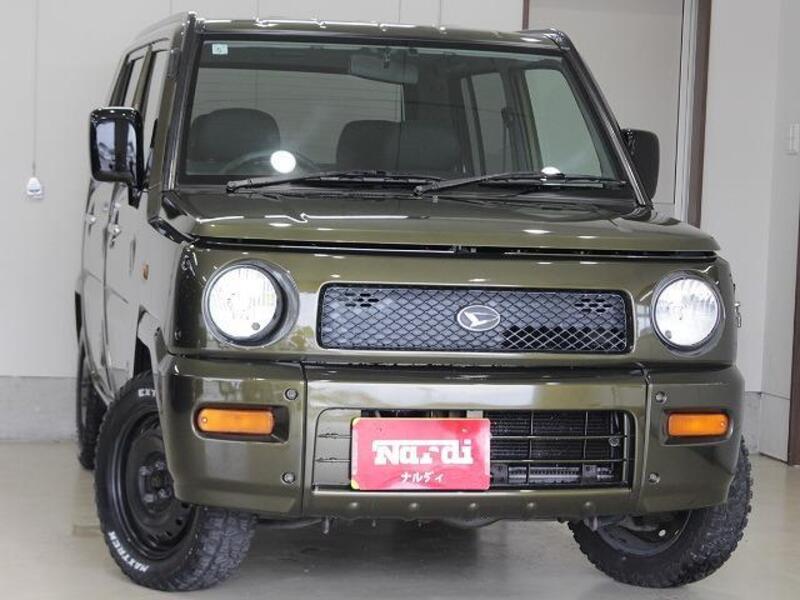 DAIHATSU NAKED