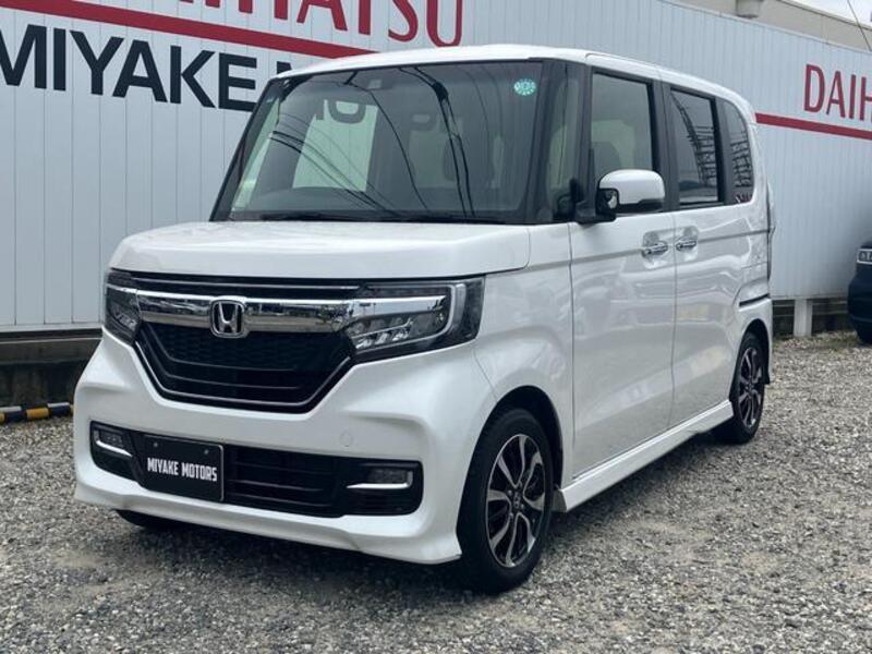 HONDA N BOX CUSTOM