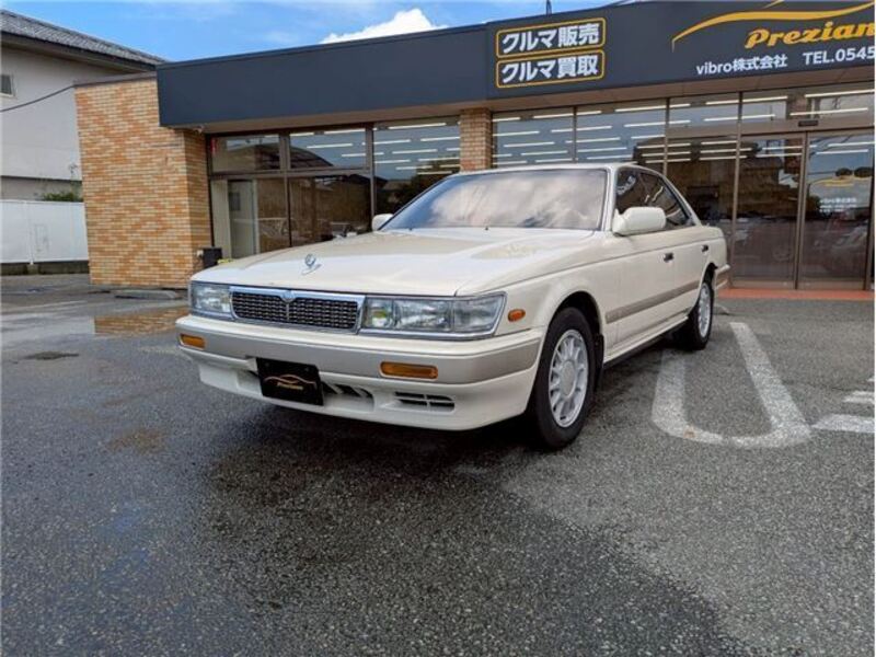 NISSAN LAUREL
