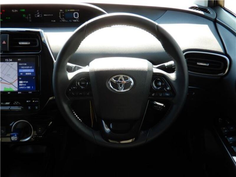 PRIUS PHV