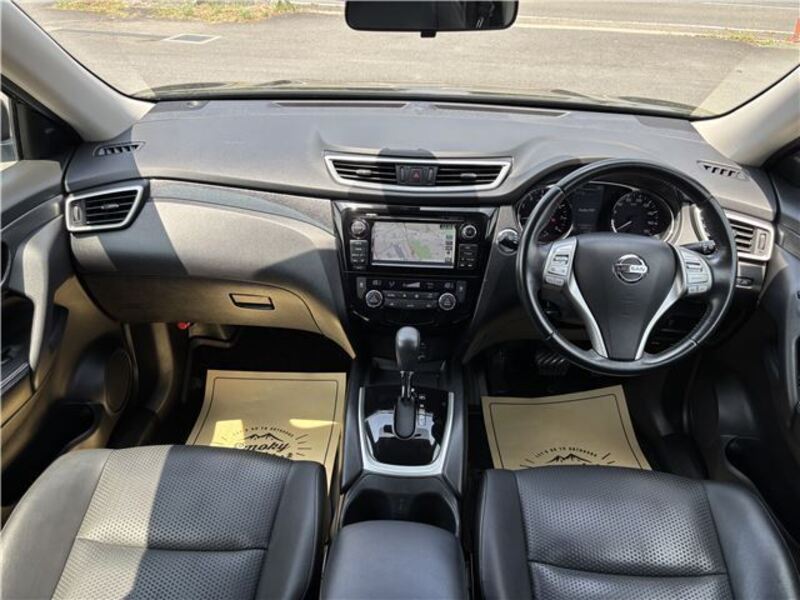 X-TRAIL