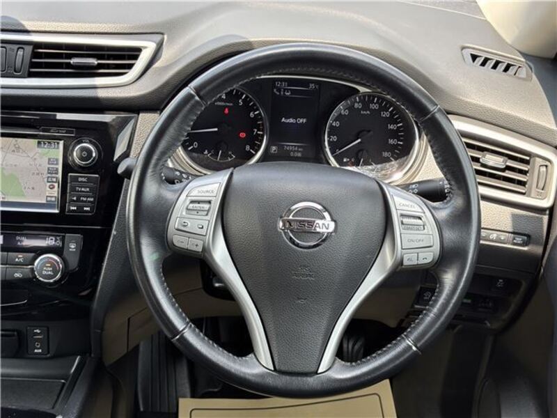 X-TRAIL