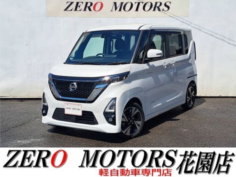 NISSAN ROOX