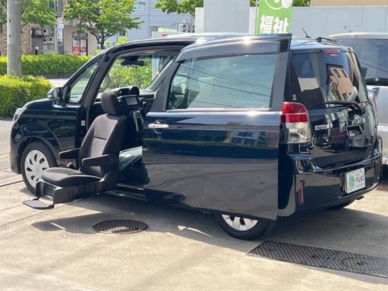 TOYOTA SPADE